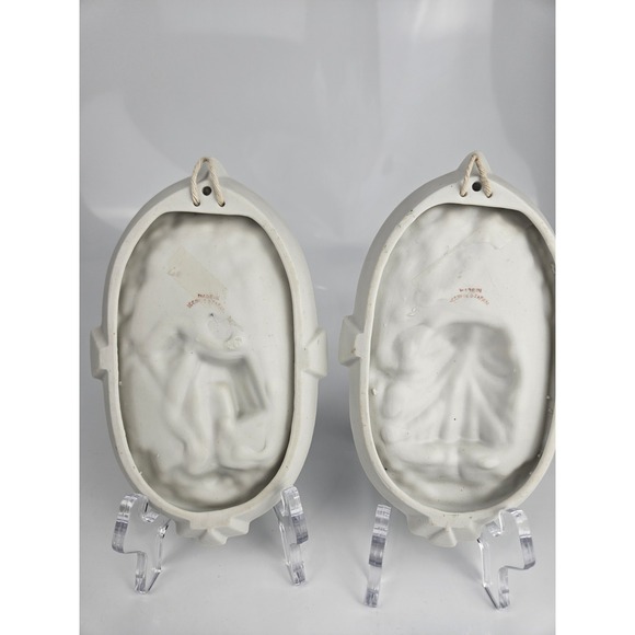 Pair of Wall Plaques 3D Victorian Man & Woman Hand Painted Occupied Japan - Picture 6 of 9